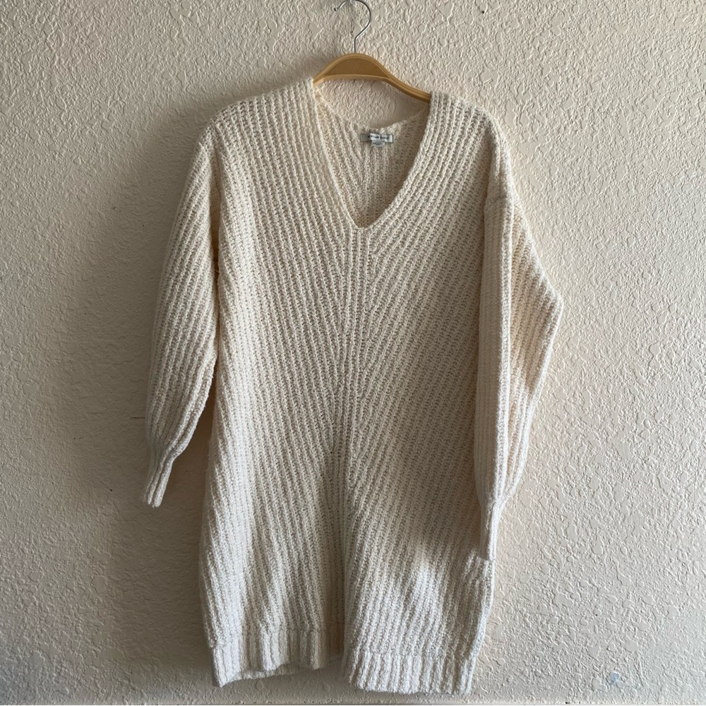 American Eagle V Neck Knit Dress
